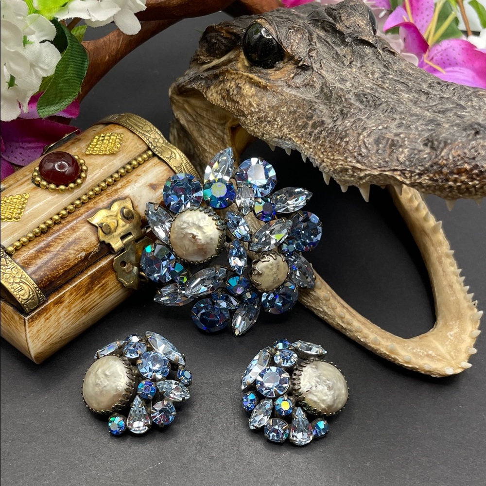 Recency jewelry set vintage